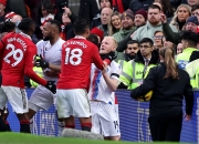 开云体育APP下载-红牌离场，球队人数劣势无法挽回