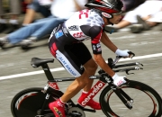 开云体育app-德罗赞，F1引擎轰鸣中，那个用中投写诗的沉默刺客