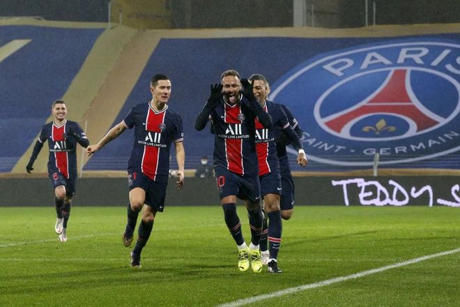 包含马赛碾压韩国,马尔基尼奥斯爆发神勇的词条 包含马赛碾压韩国,马尔基尼奥斯爆发神勇的词条