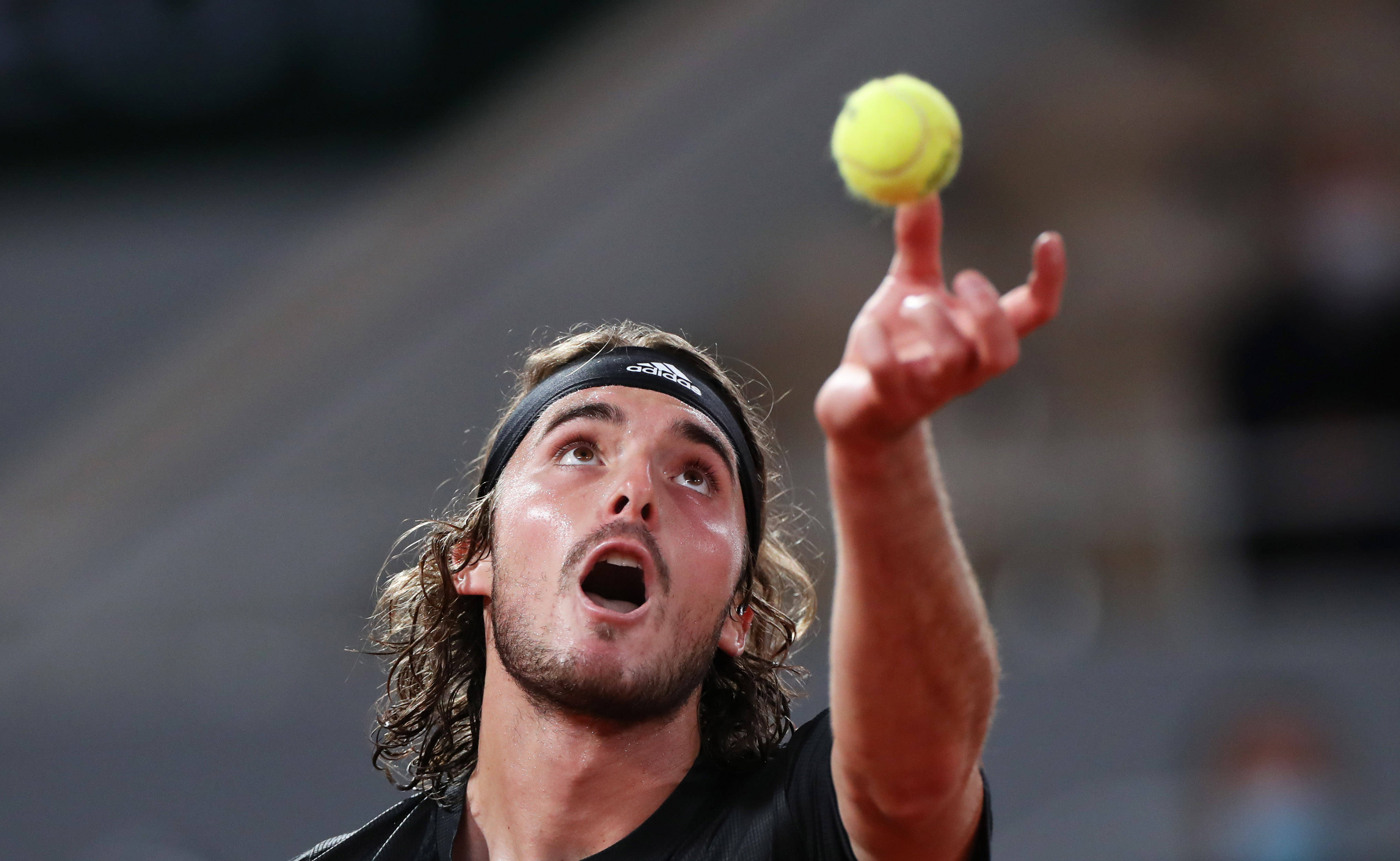 世界网球队绝杀意大利网球队，西西帕斯高光表现的简单介绍