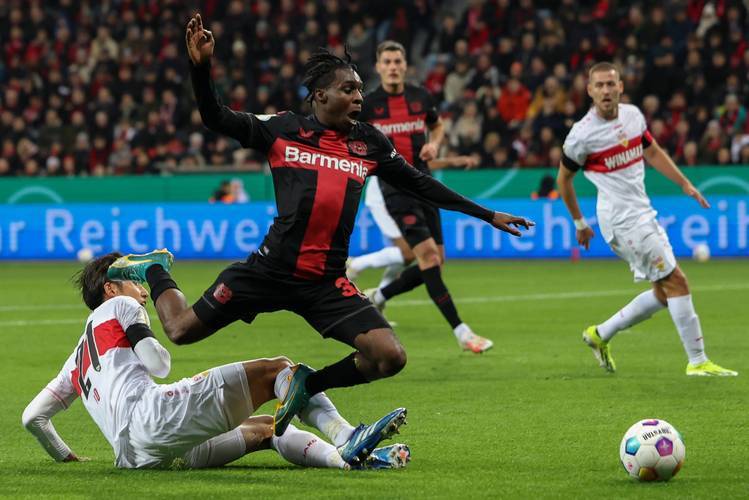 包含勒沃库森客场擒负,终结连胜势头的词条 包含勒沃库森客场擒负,终结连胜势头的词条