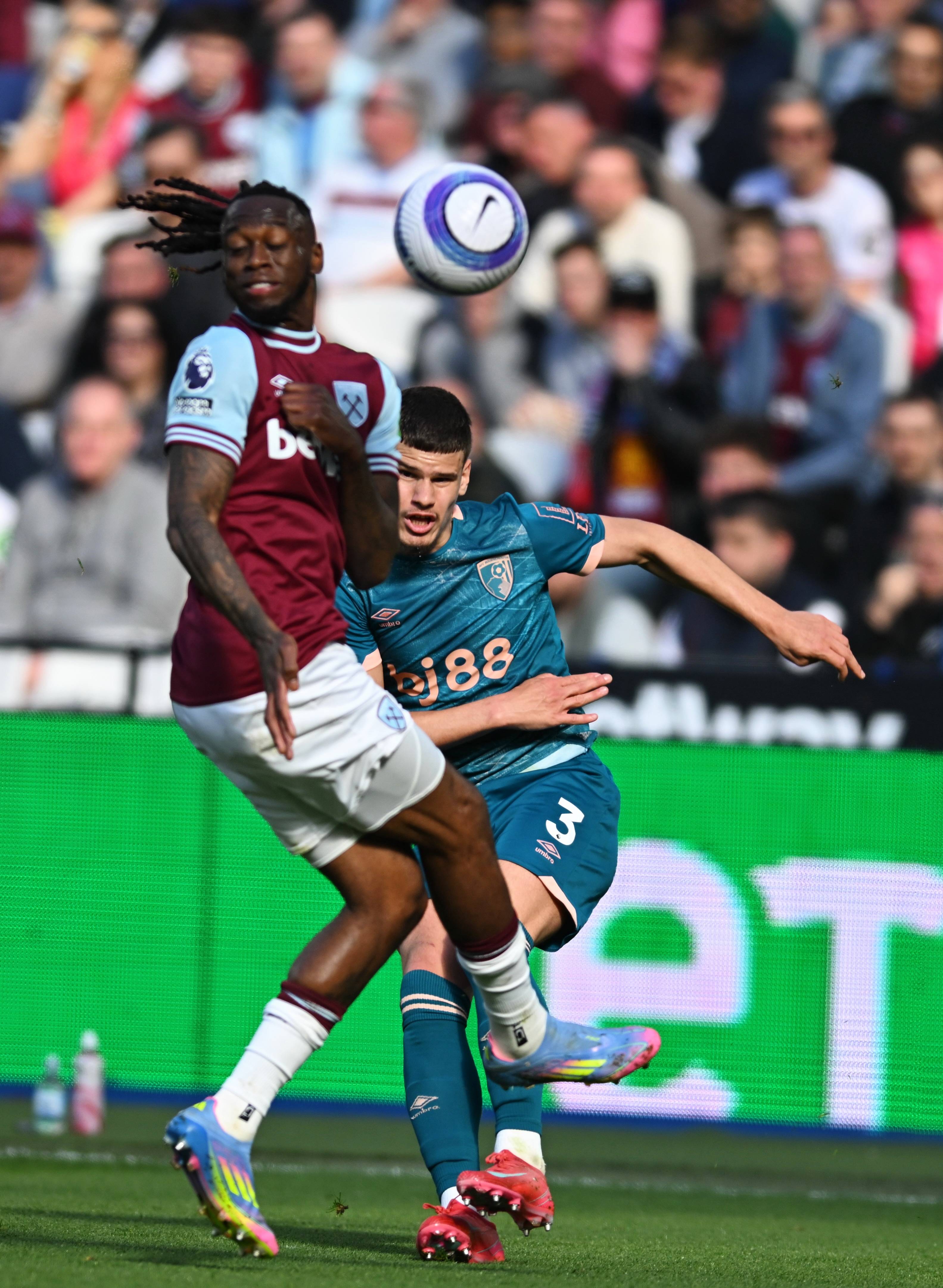 关于伯恩茅斯与西汉姆对决,一触即发的信息 关于伯恩茅斯与西汉姆对决,一触即发的信息