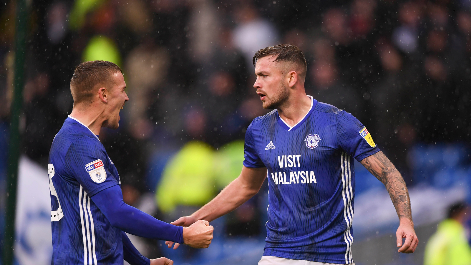 伯明翰城客场失利，面临保级危机