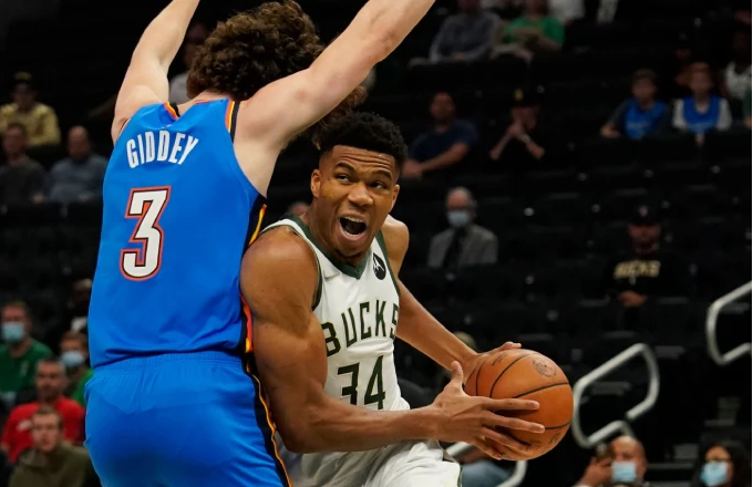 灰熊队扳倒雄鹿,胜利之后信心大增 灰熊队扳倒雄鹿,胜利之后信心大增