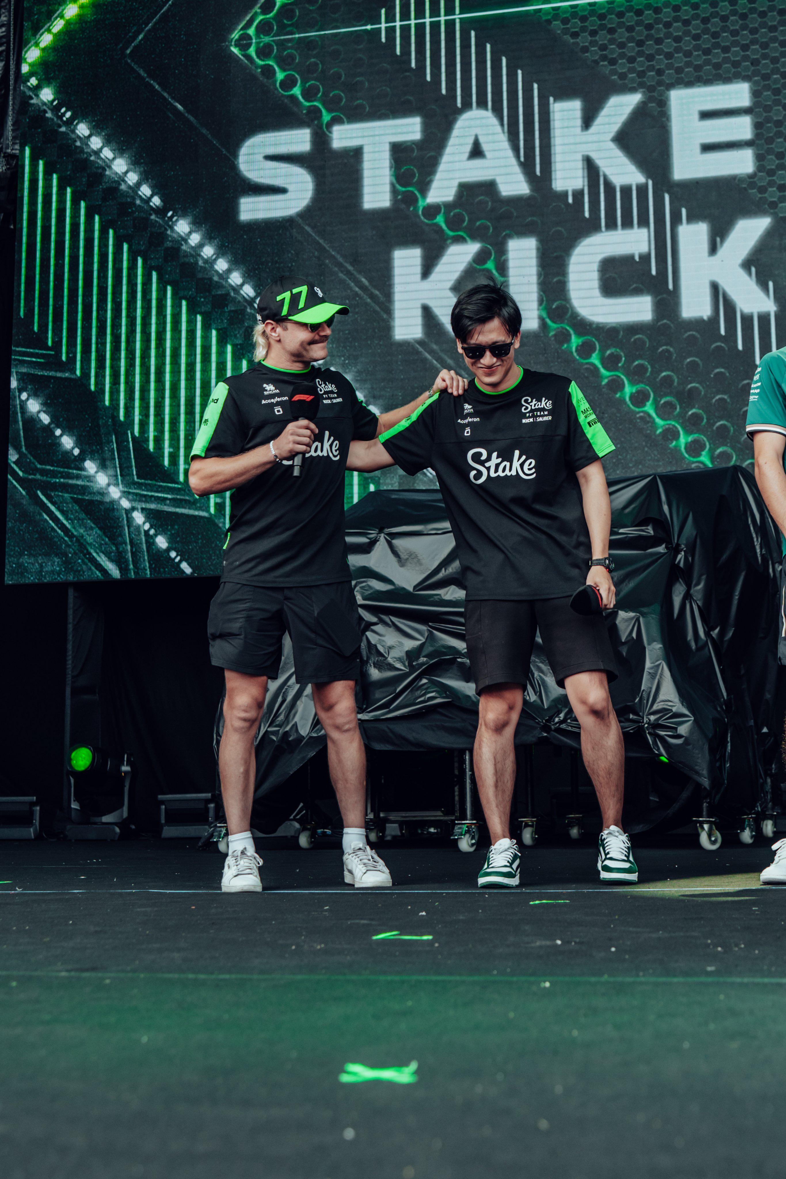 包含阿斯顿马丁绝杀索伯车队,周冠宇统治全场的词条 包含阿斯顿马丁绝杀索伯车队,周冠宇统治全场的词条